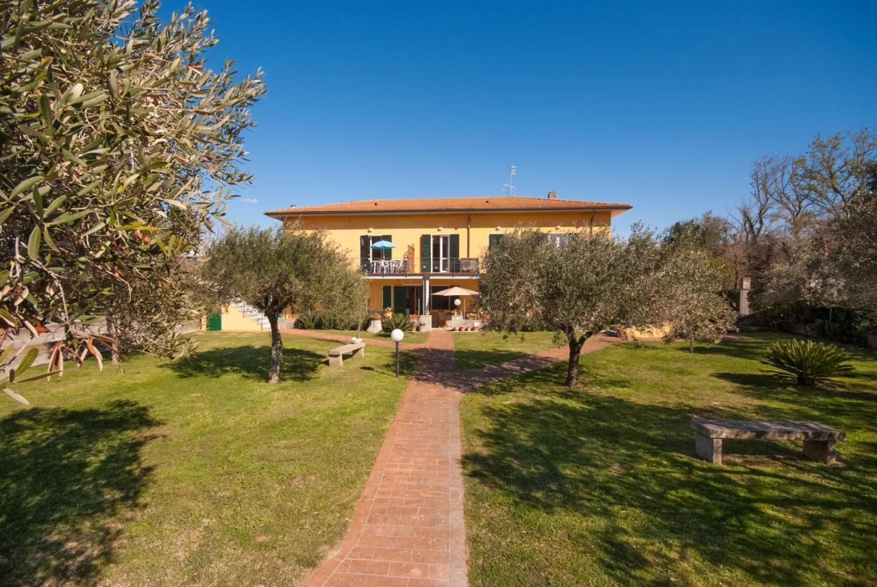 Appartamenti Gli Olmi Marina di Campo Bagian luar foto