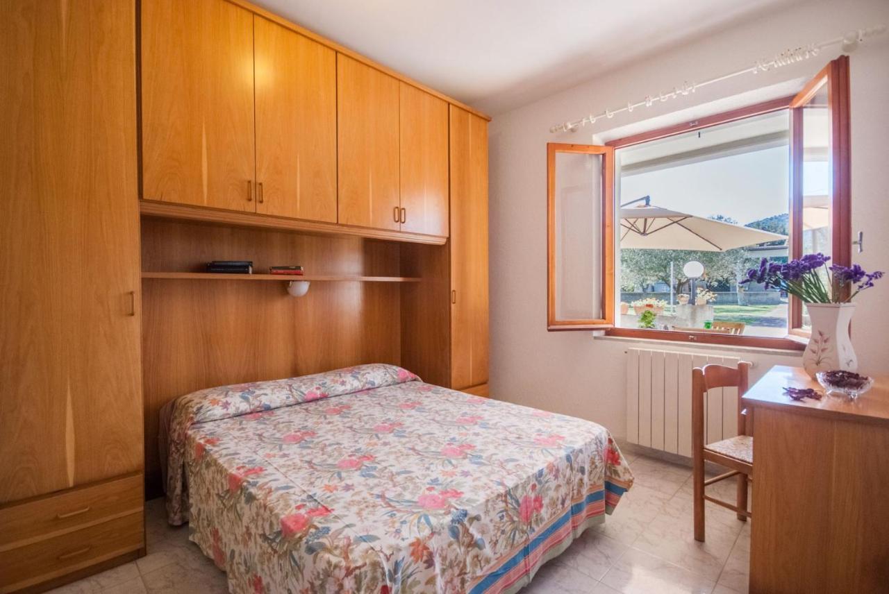 Appartamenti Gli Olmi Marina di Campo Bagian luar foto